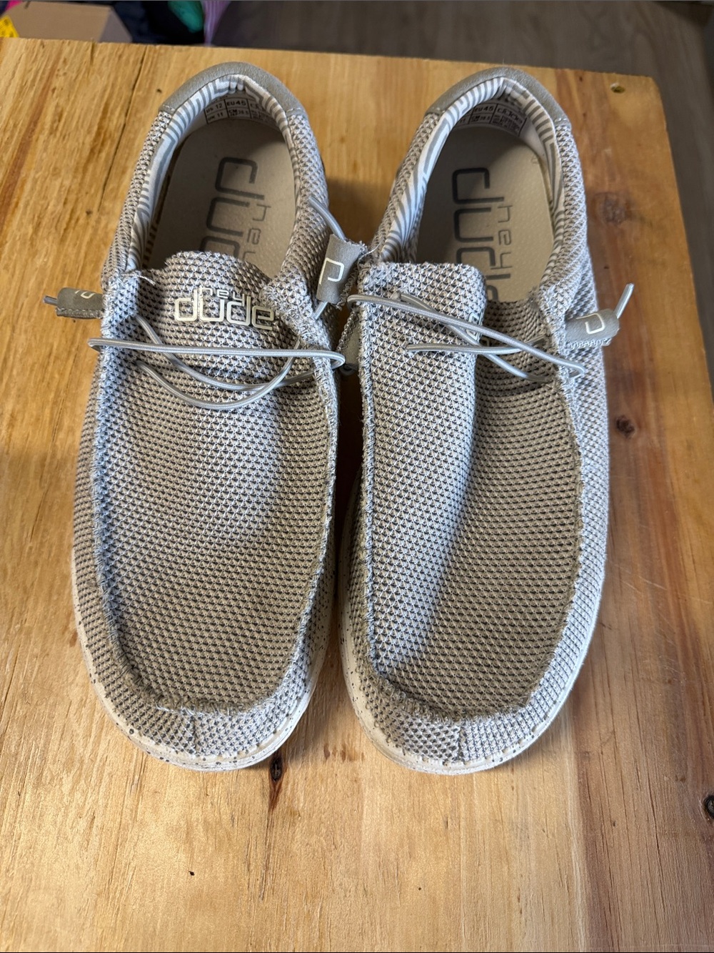 Hey Dude Mens Moccasins in Light Grey Knit